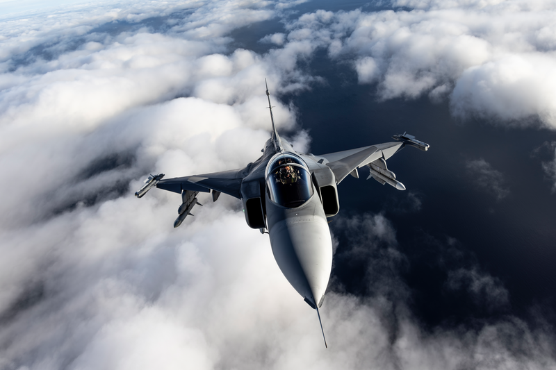 Jas 39 Gripen C beväpnad med jaktrobot Meteor. Foto: Per Kustvik/Saab
