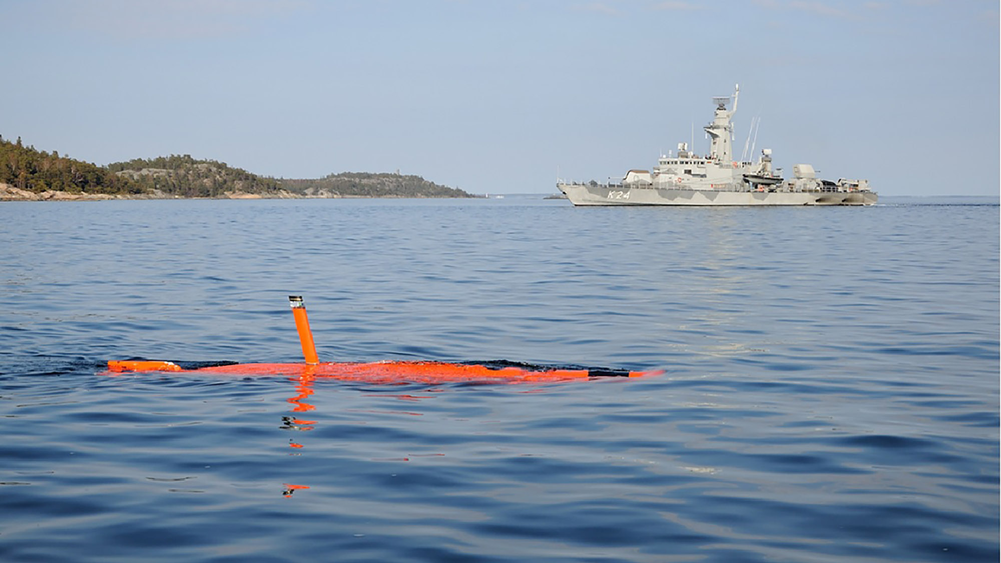 AUV62-AT, här i ytläge mellan två uppdrag under ubåtsjaktövning