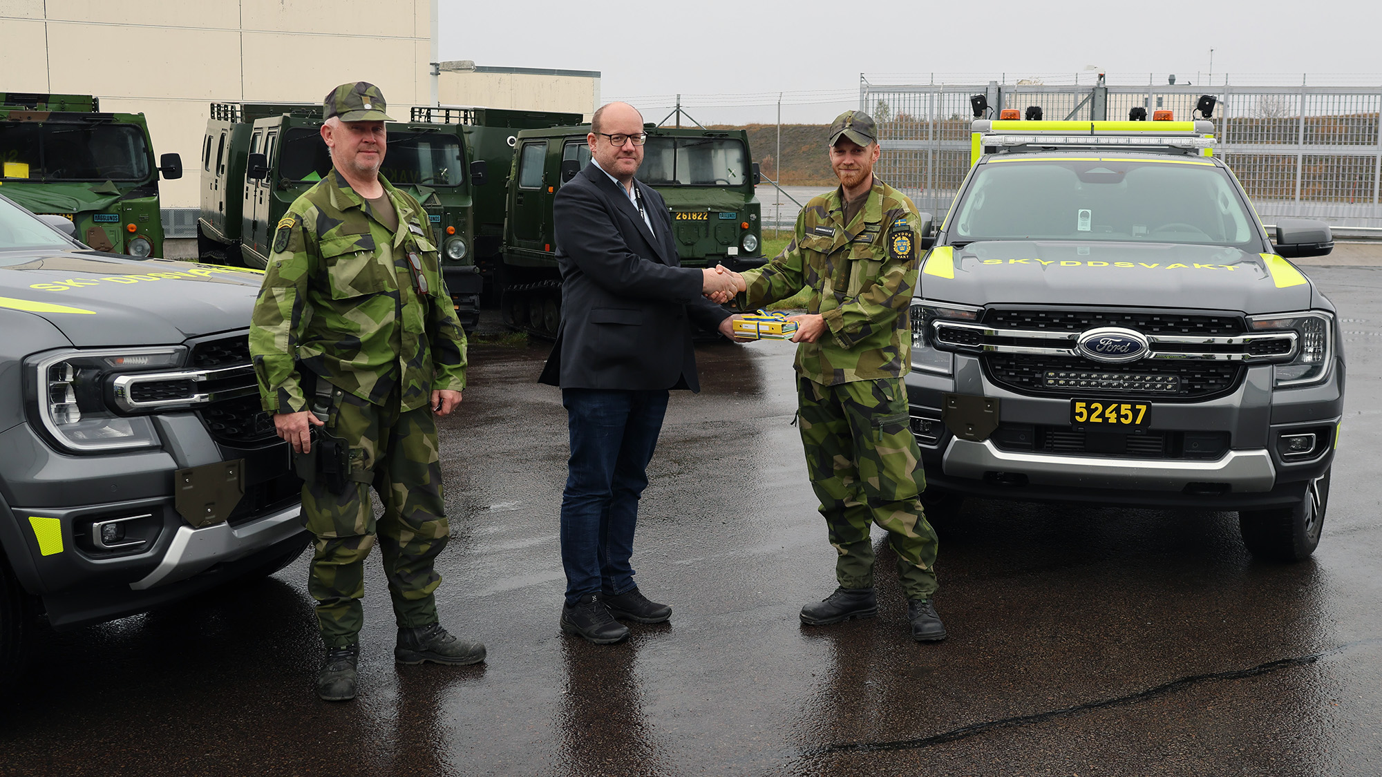 FMV levererar skyddsvaktsbilar till Försvarsmakten 